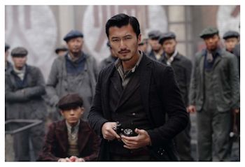 China Lion Film
 Nicholas Tse en The Bullet Vanishes (2012)
